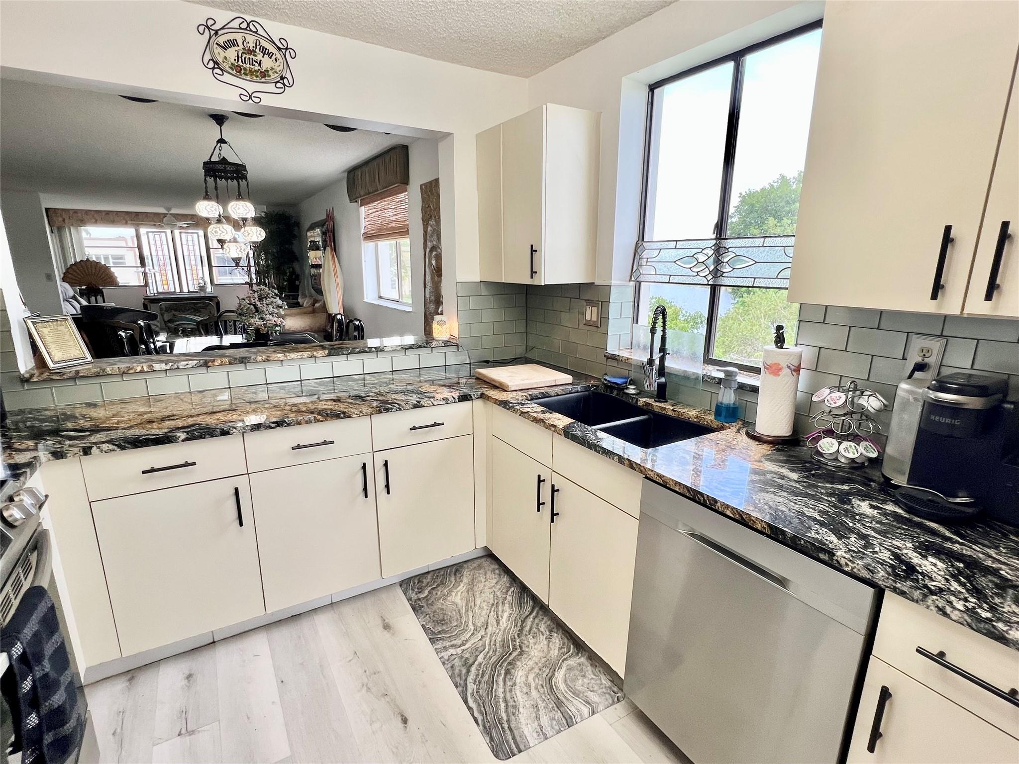10842 W Clairmont Cir 310