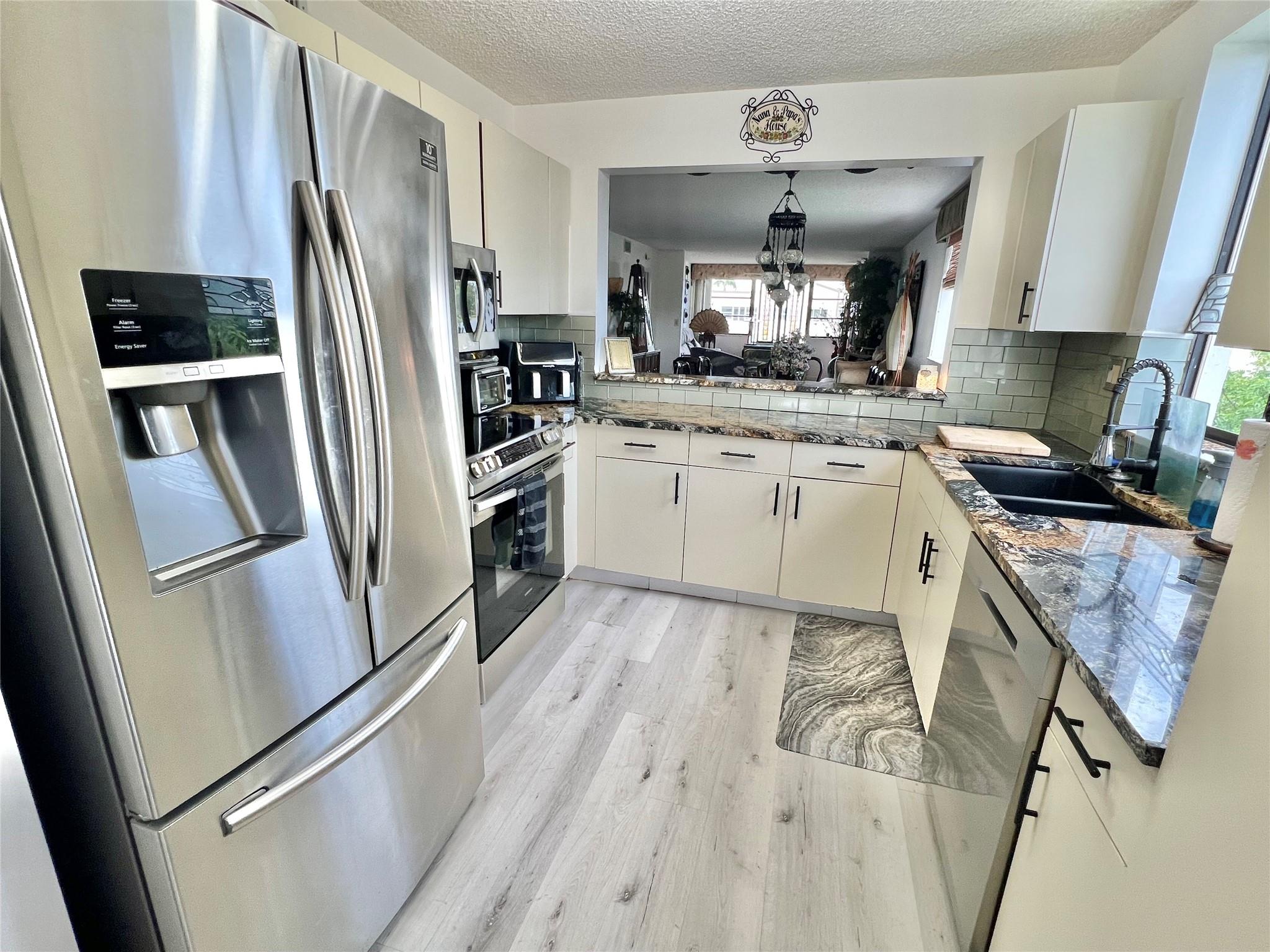 10842 W Clairmont Cir 310