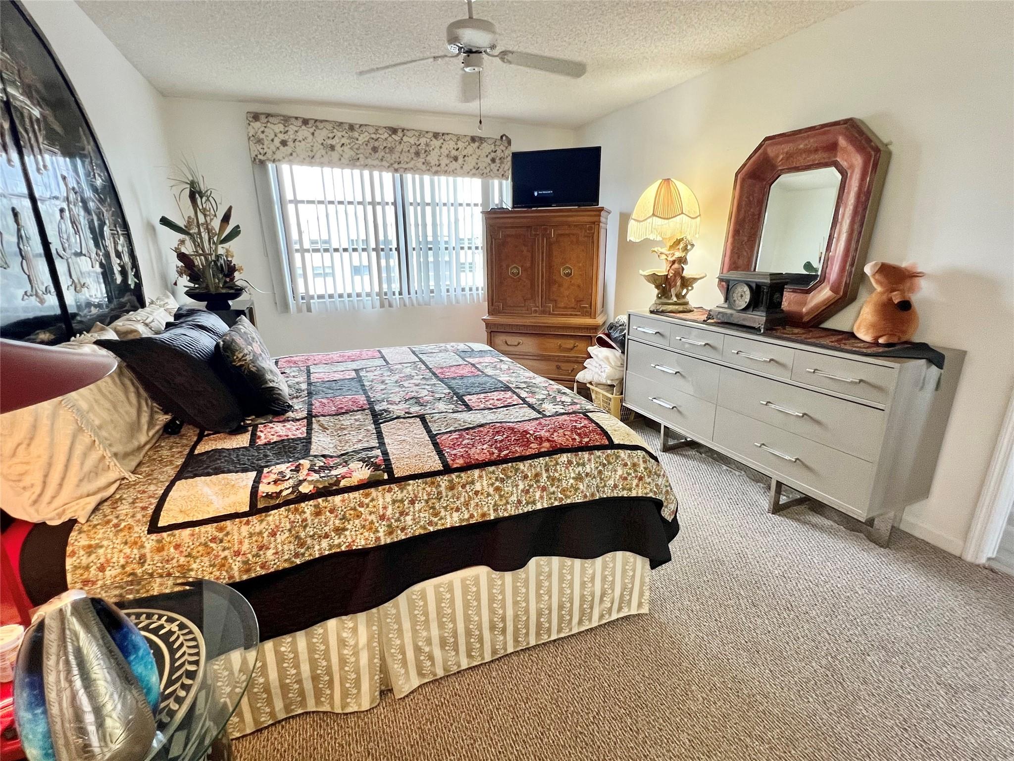 Kings Point Clairmont - Residential