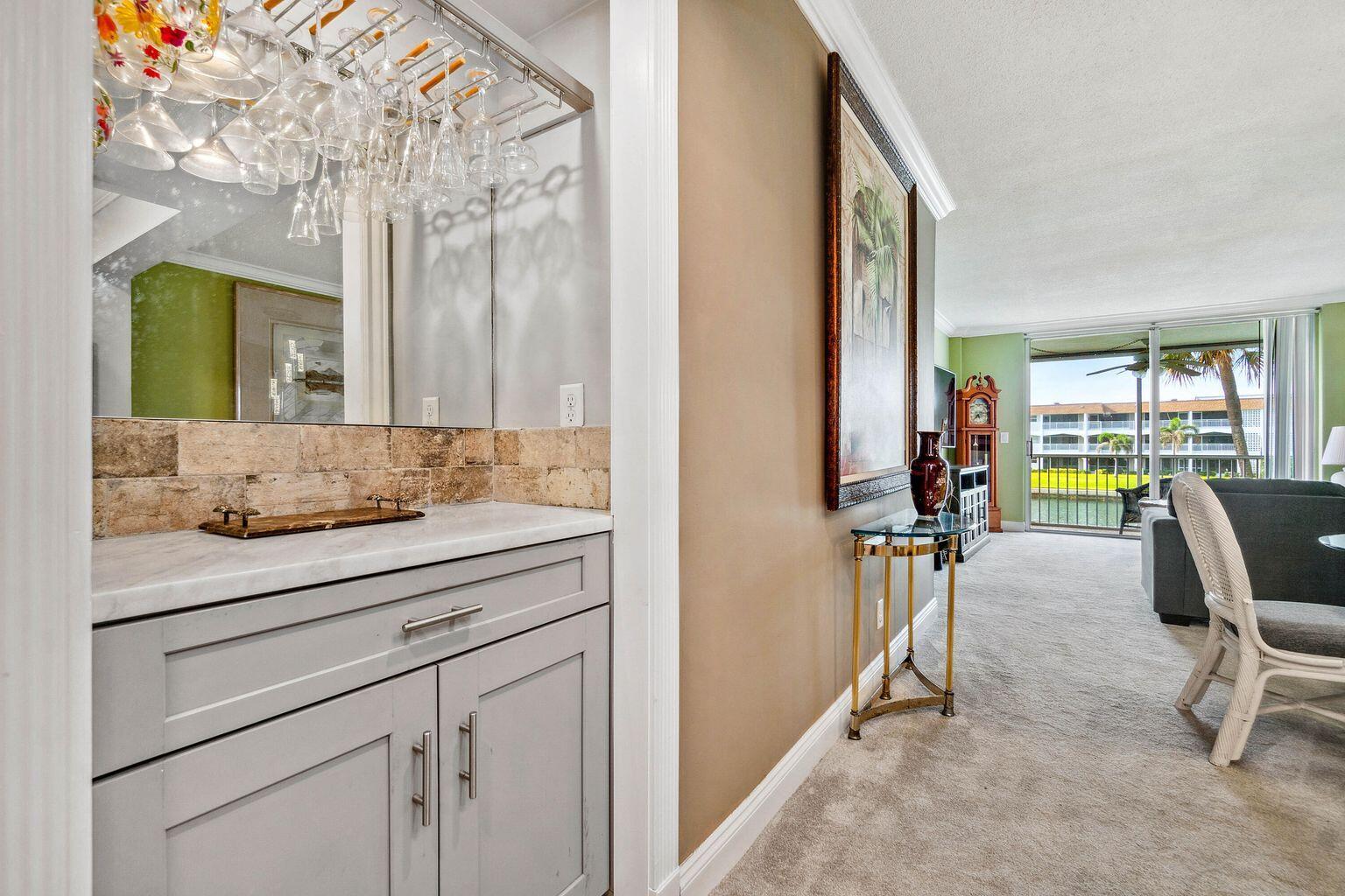 100 Paradise Harbour Boulevard 208