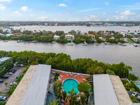 A home in South Palm Beach