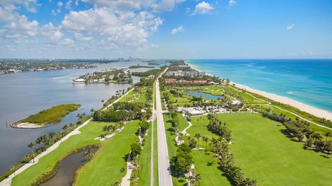 A home in South Palm Beach