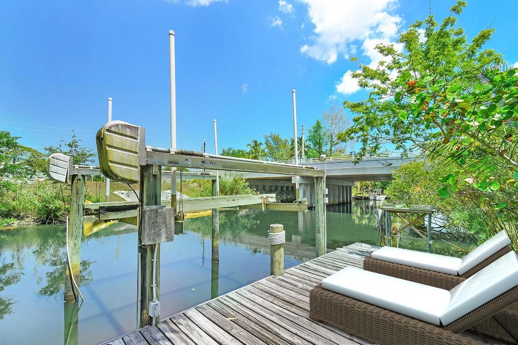 Photo of 689 SE Whitmore Drive, Port Saint Lucie, FL 34984 (MLS # R10980679)