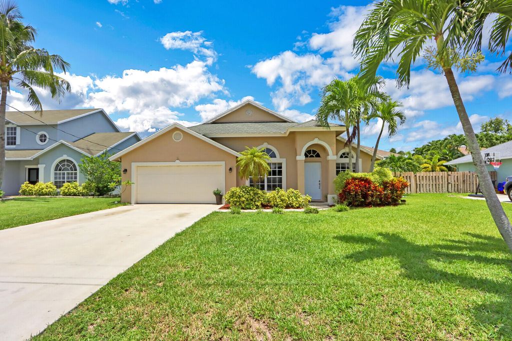 Photo of 6369 Ungerer Street St, Jupiter, FL 33458 (MLS # R10809133)