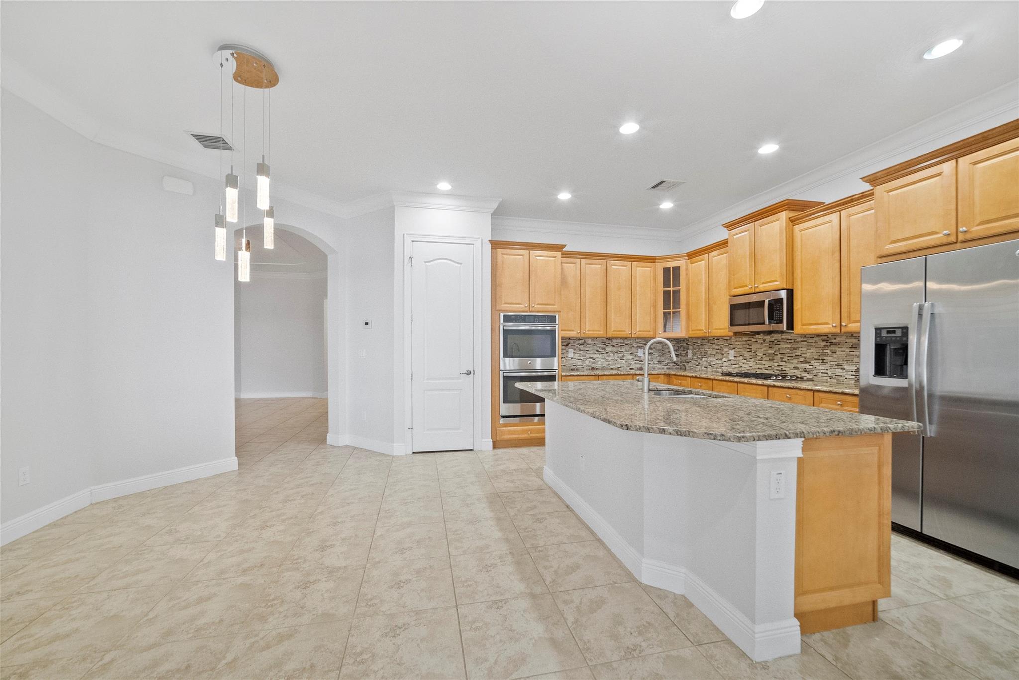 Debuys 180-147 B - Residential Lease