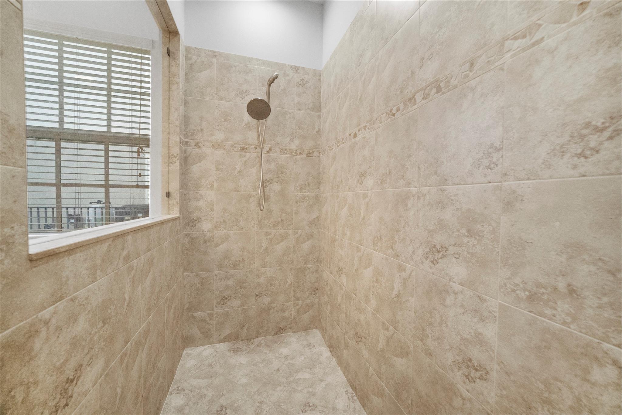 Debuys 180-147 B - Residential Lease