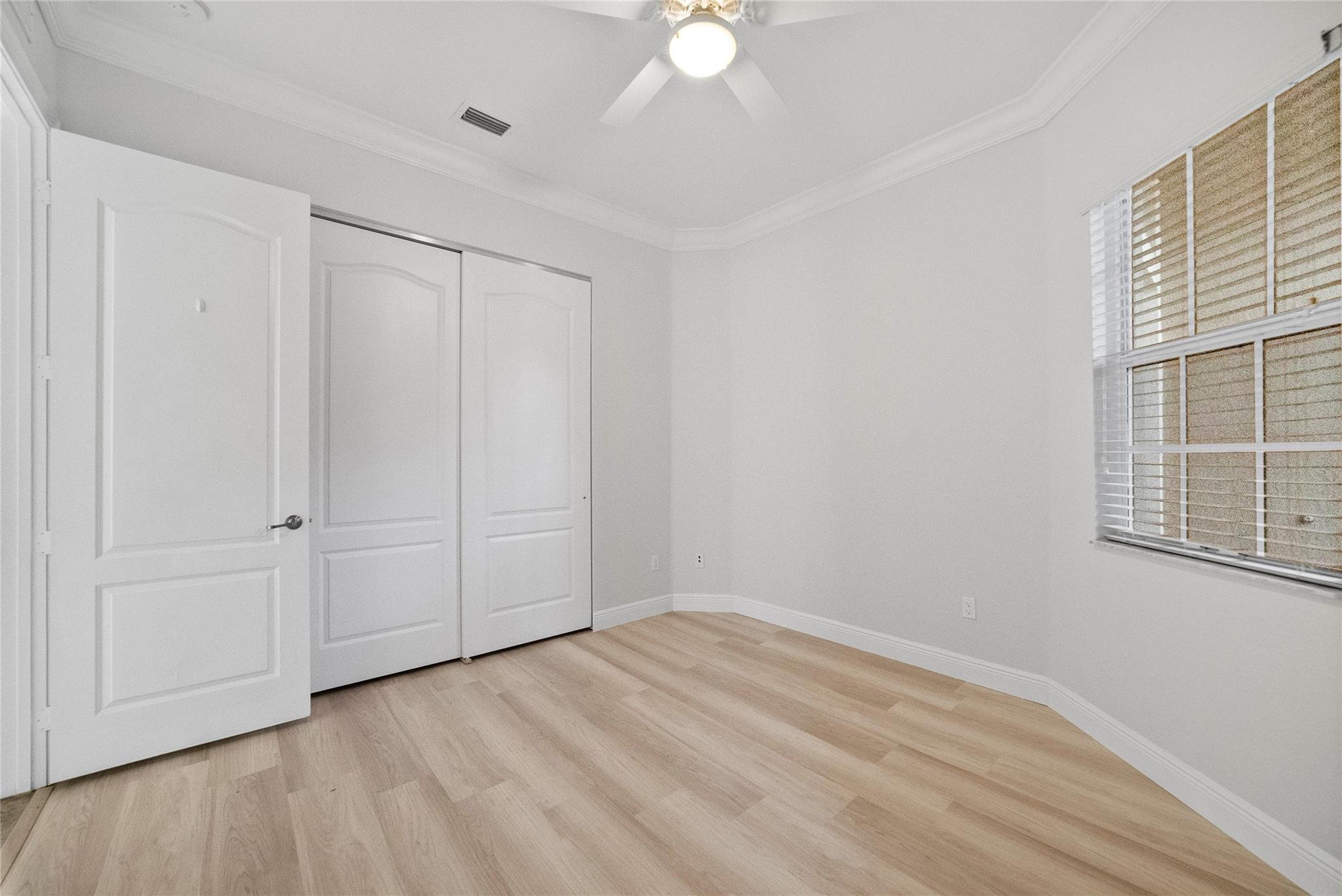 Debuys 180-147 B - Residential Lease