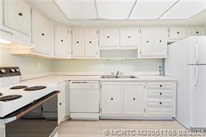 RIVER VISTA CONDO - Residential Lease