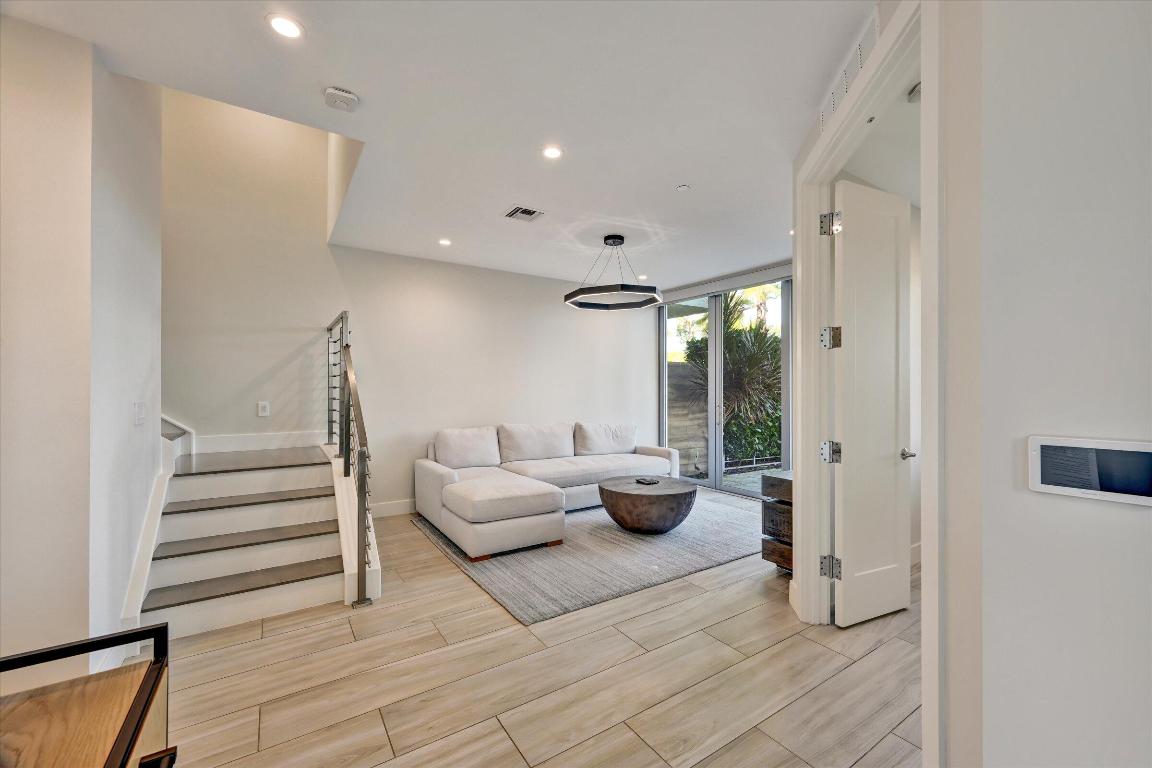 SPANISH RIVER TOWNHOMES - Residential