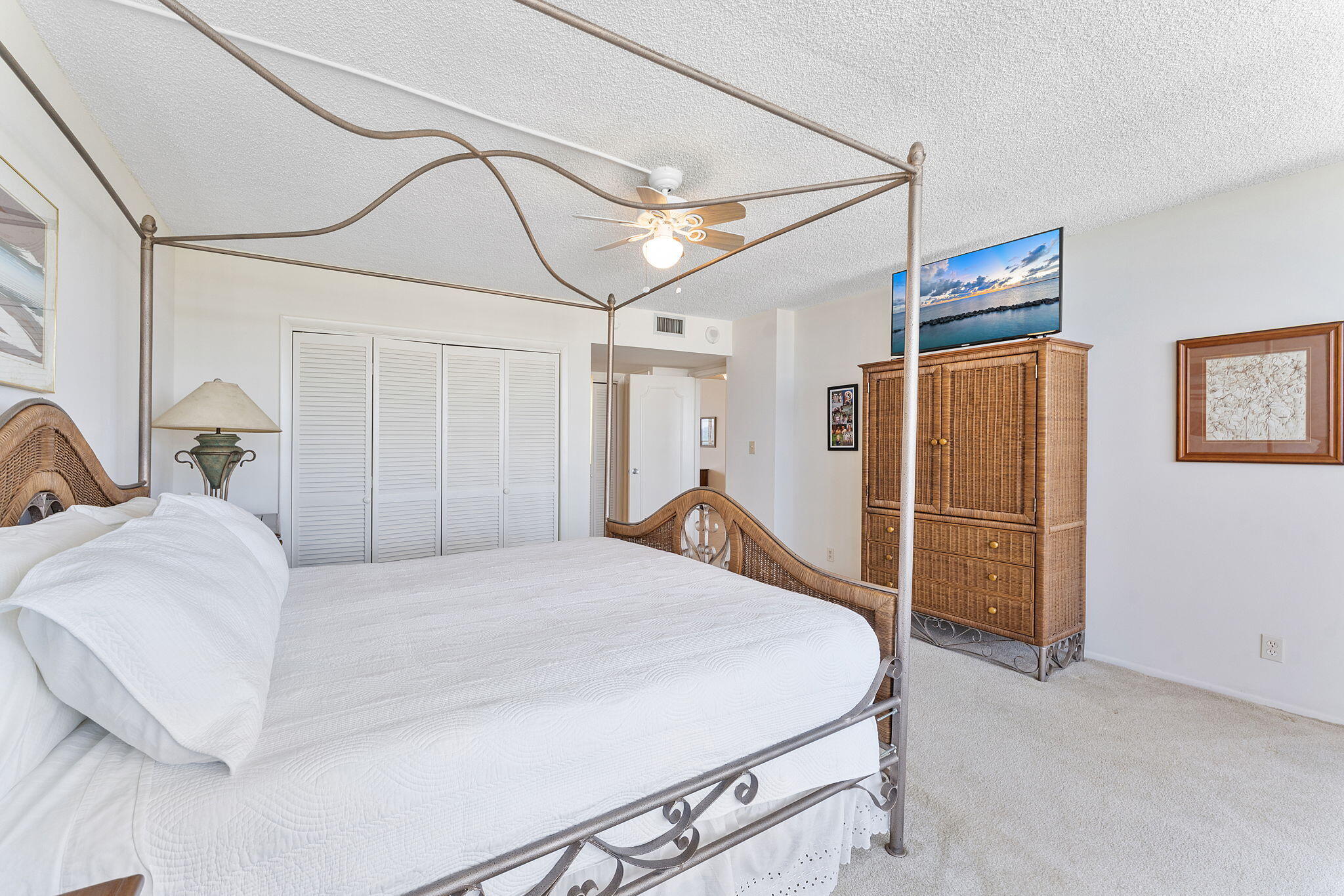 WHITEHALL CONDO - Residential