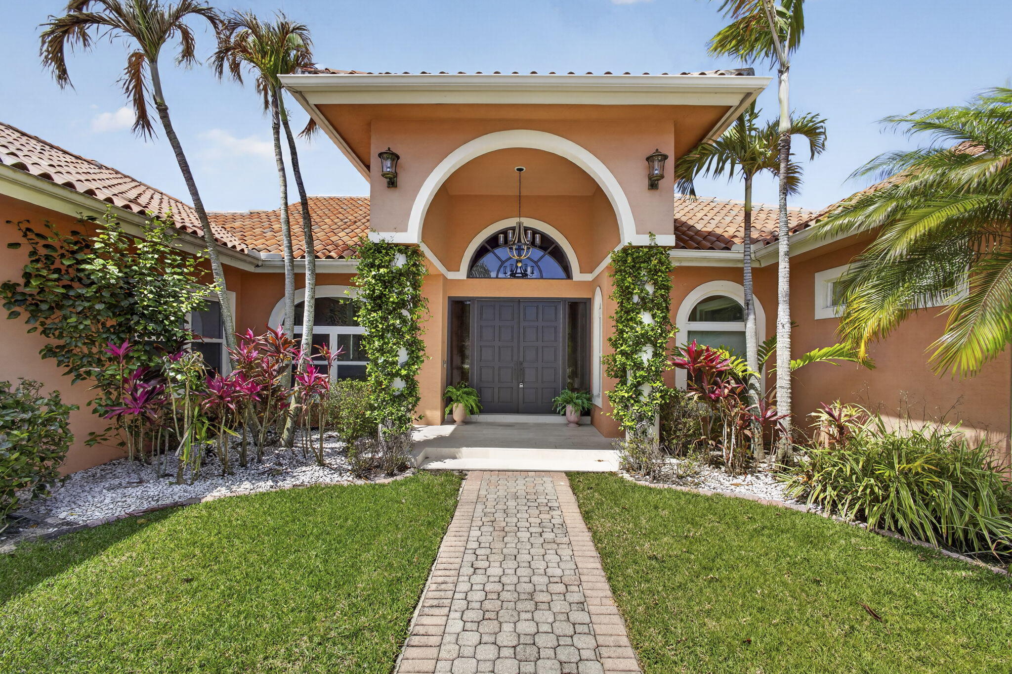 MYSTIC COVE - Residential Lease