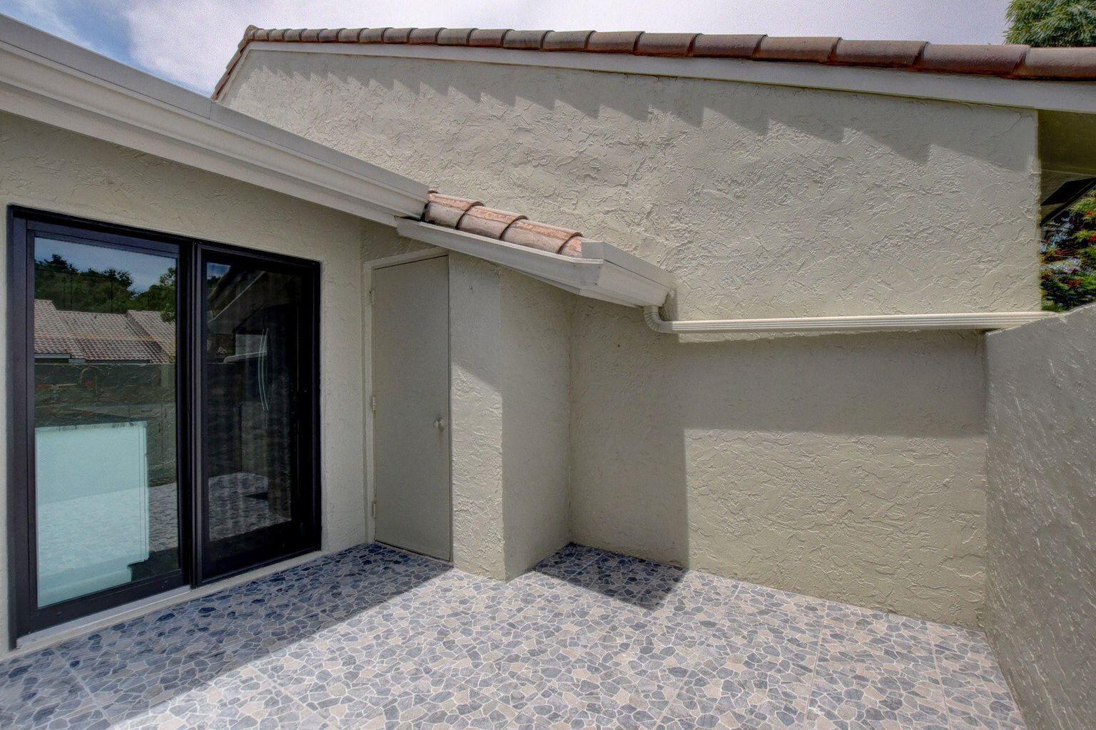 490 Hardwood Place