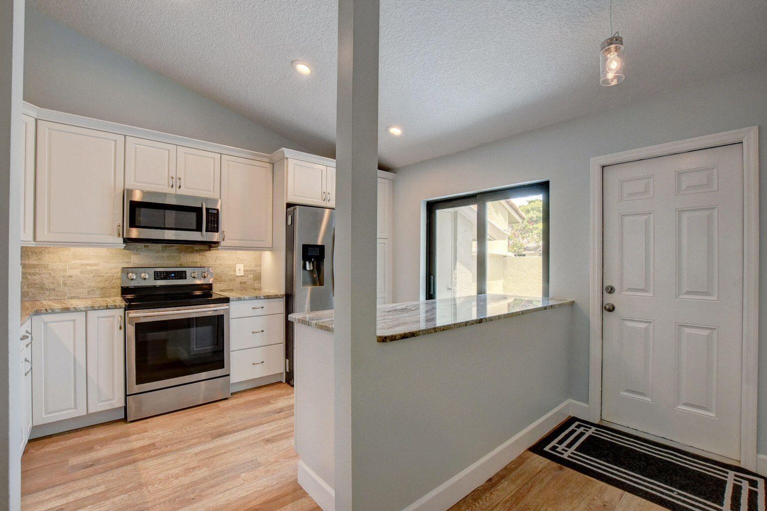 490 Hardwood Place