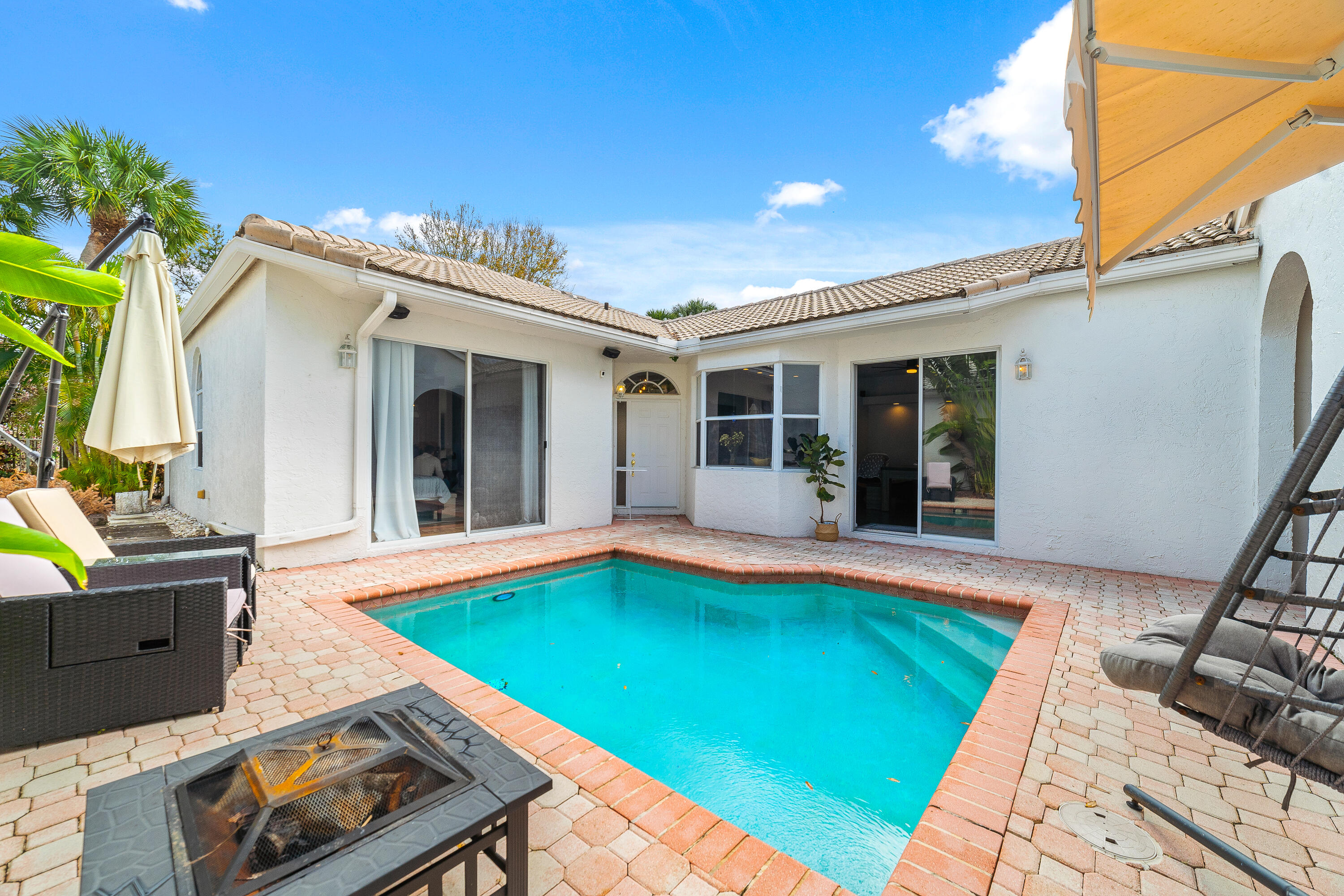 CLASSICS AT BEAR LAKES - Residential