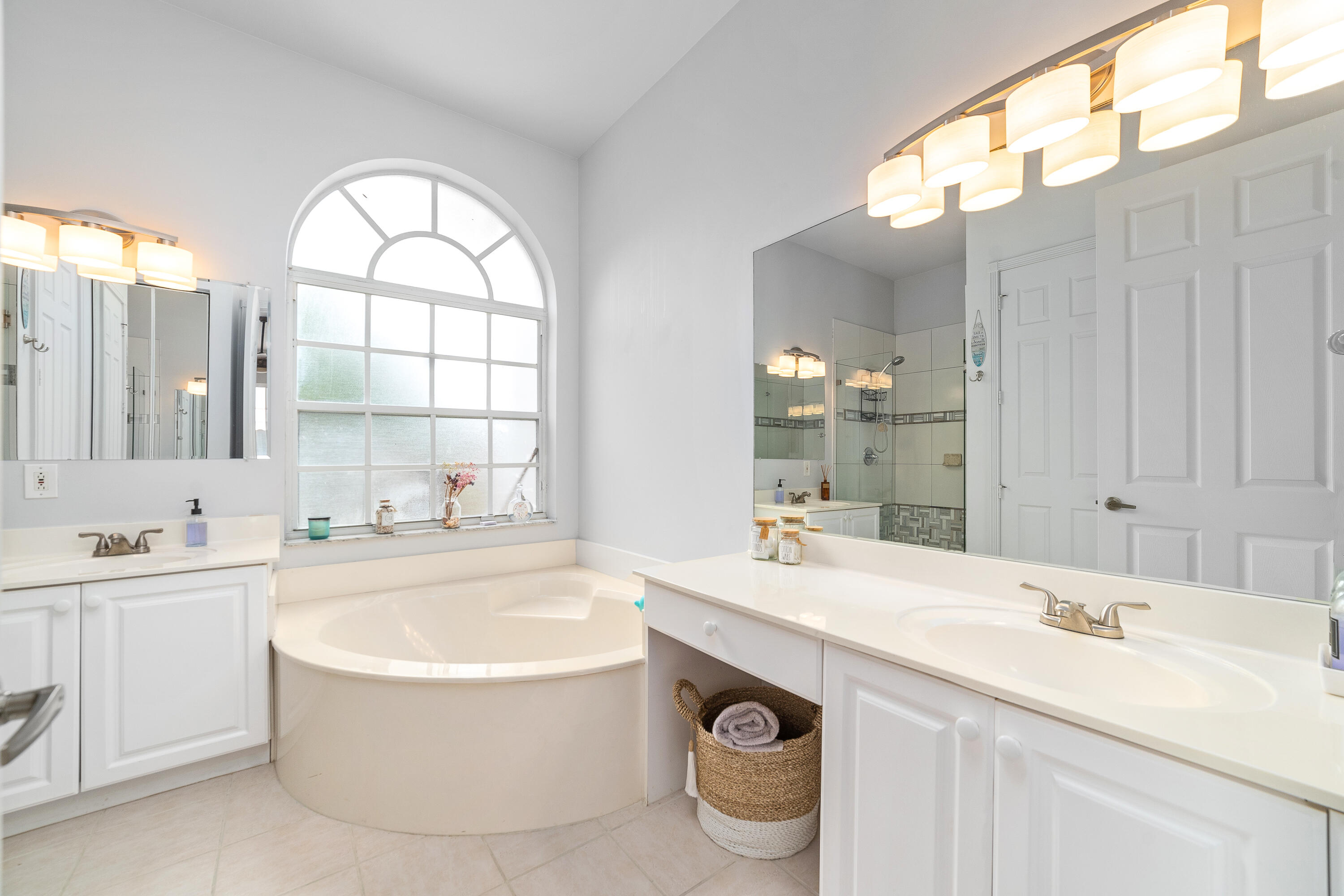 CLASSICS AT BEAR LAKES - Residential