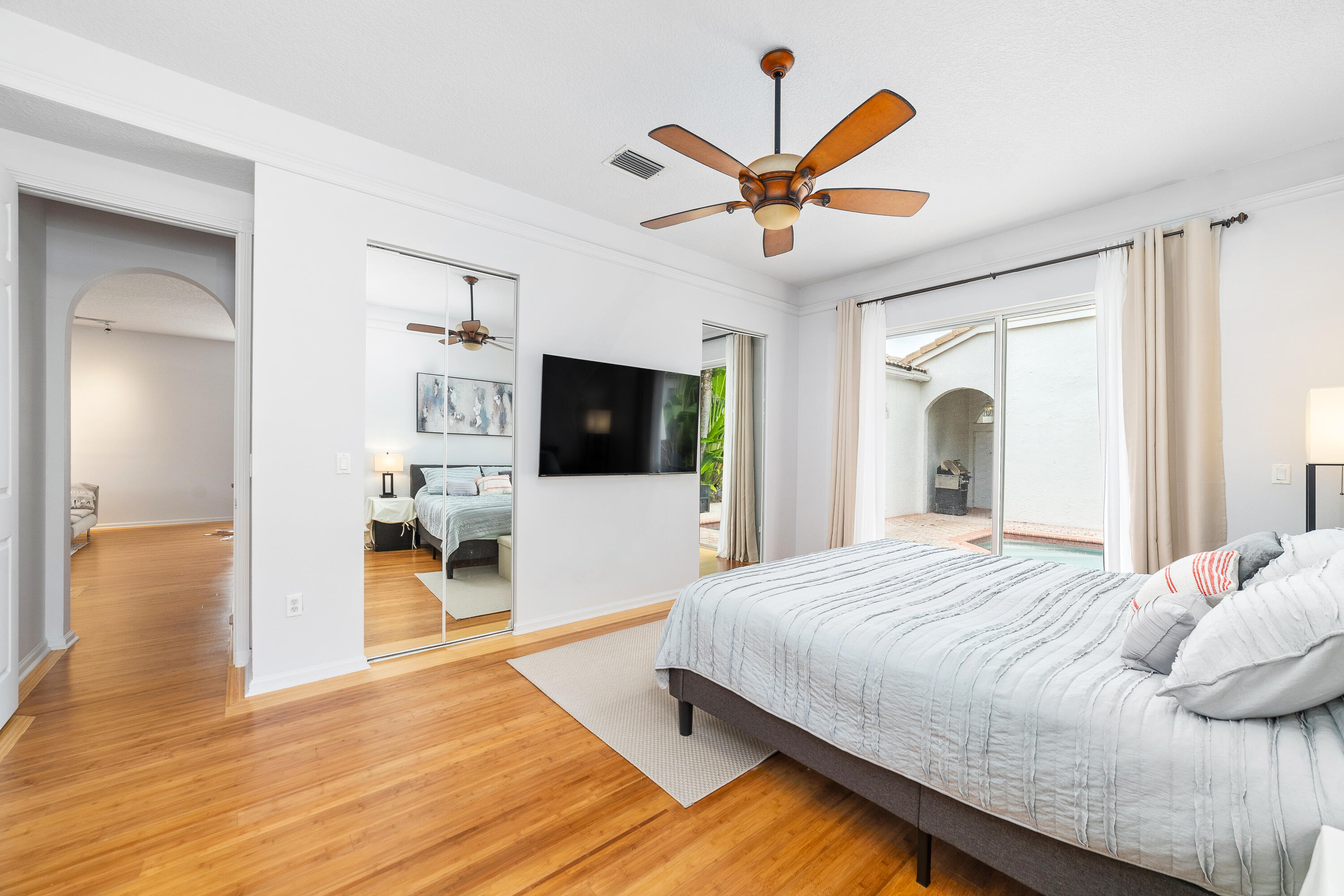 CLASSICS AT BEAR LAKES - Residential