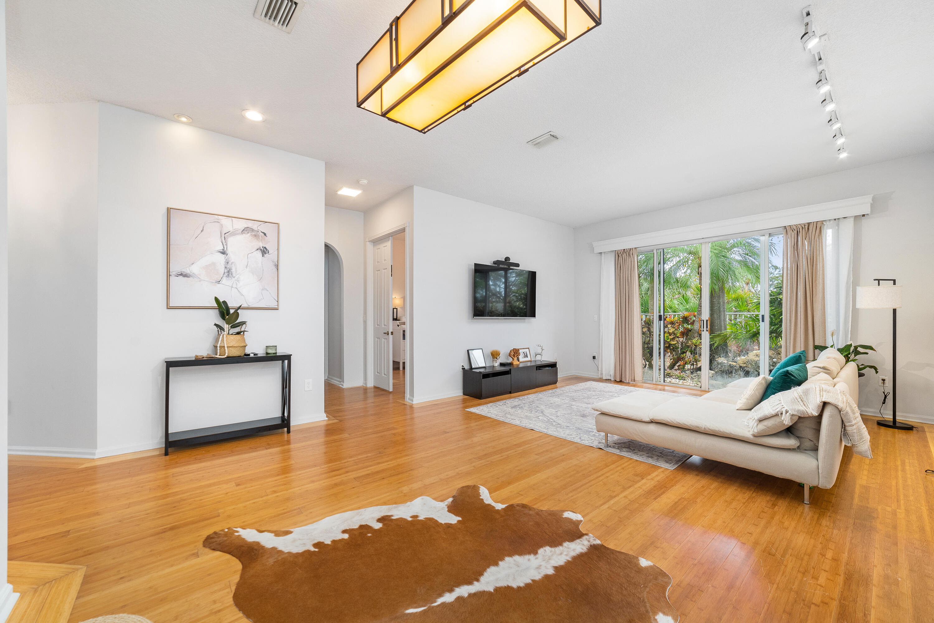 CLASSICS AT BEAR LAKES - Residential