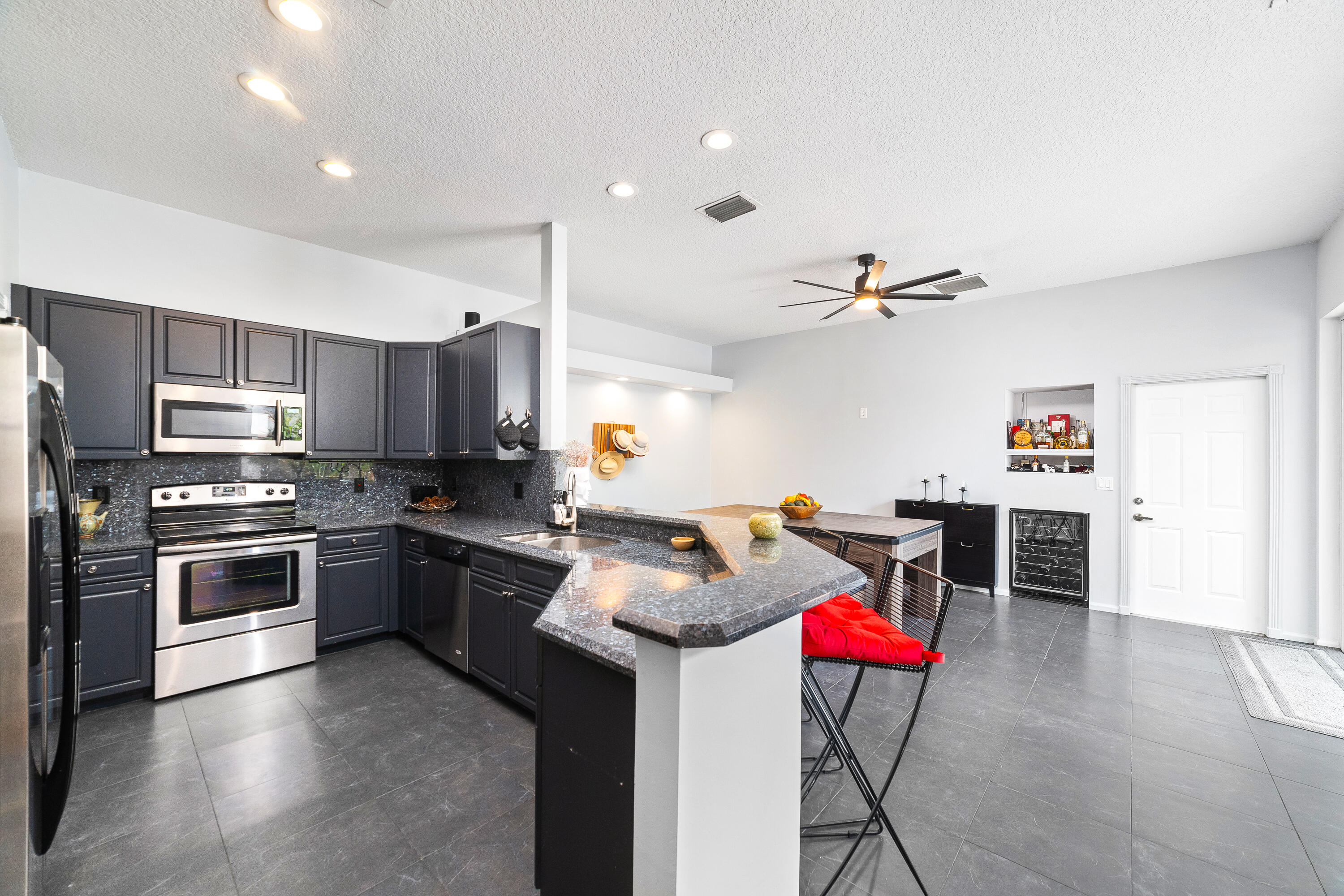 CLASSICS AT BEAR LAKES - Residential