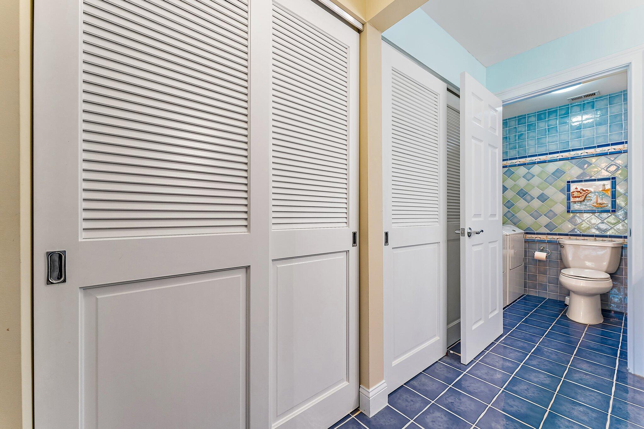 VILLAS ON THE GREEN CONDO - Residential