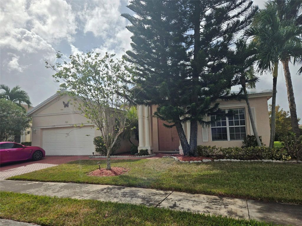 Photo of 723 SW Myakka River Trace, Port Saint Lucie, FL 34986 (MLS # F10471765)