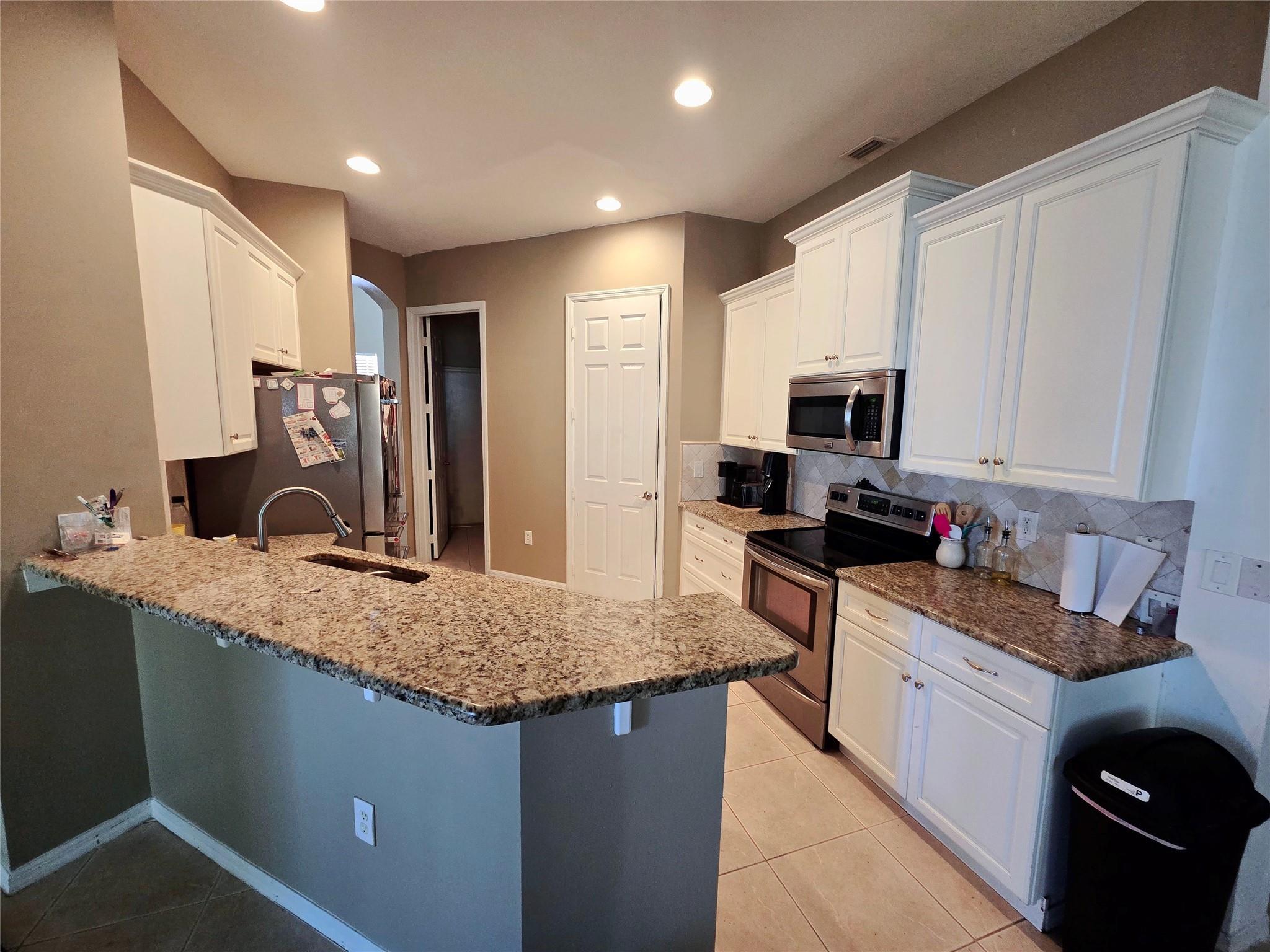 LAKE FOREST AT ST LUCIE W - Residential