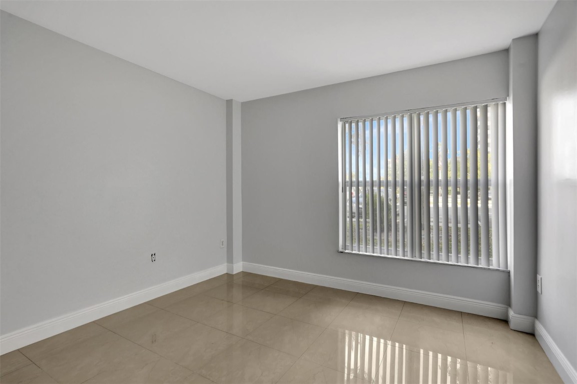 Manors of Inverrary - Residential