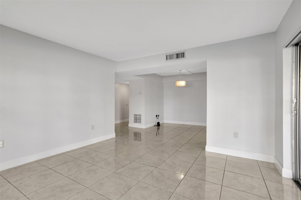 Manors of Inverrary - Residential