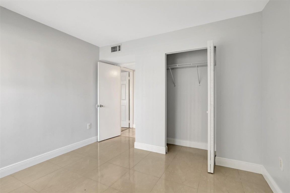 Manors of Inverrary - Residential