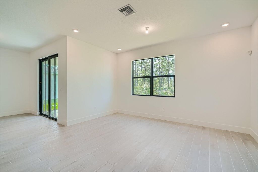 Photo of 6661 SE Park Trace Drive, Stuart, FL 34997 (MLS # R10980525)