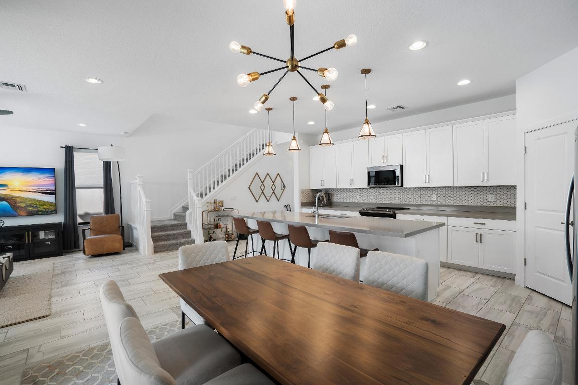 8710 Corvus Drive