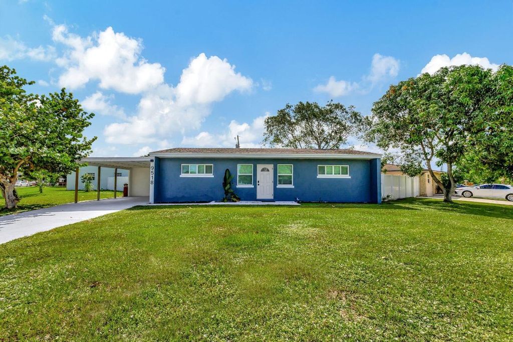 Photo of 9518 Keating Drive, Palm Beach Gardens, FL 33410 (MLS # R11157806)