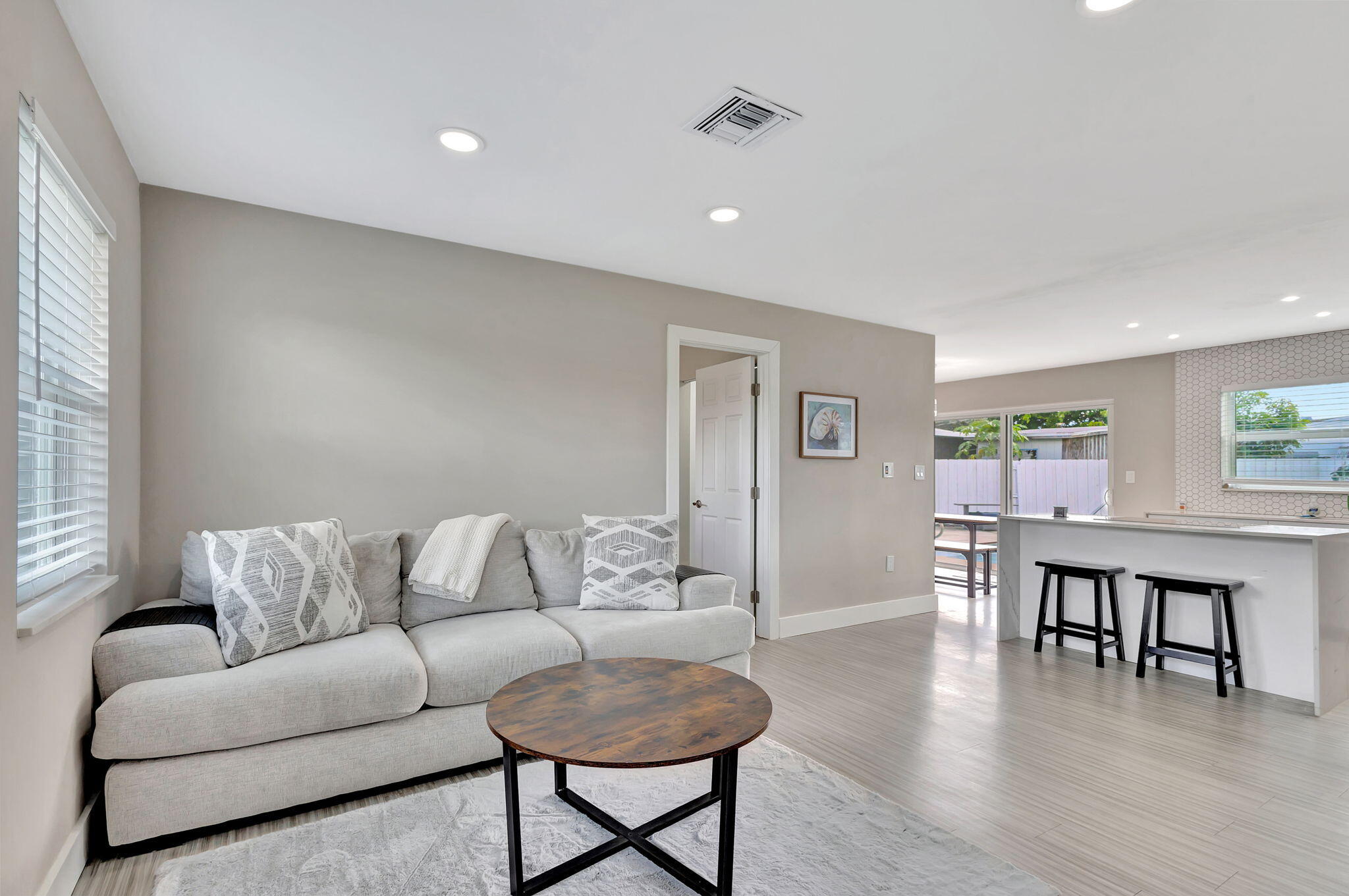 PALM BEACH SQUARE UNIT 2 - Residential