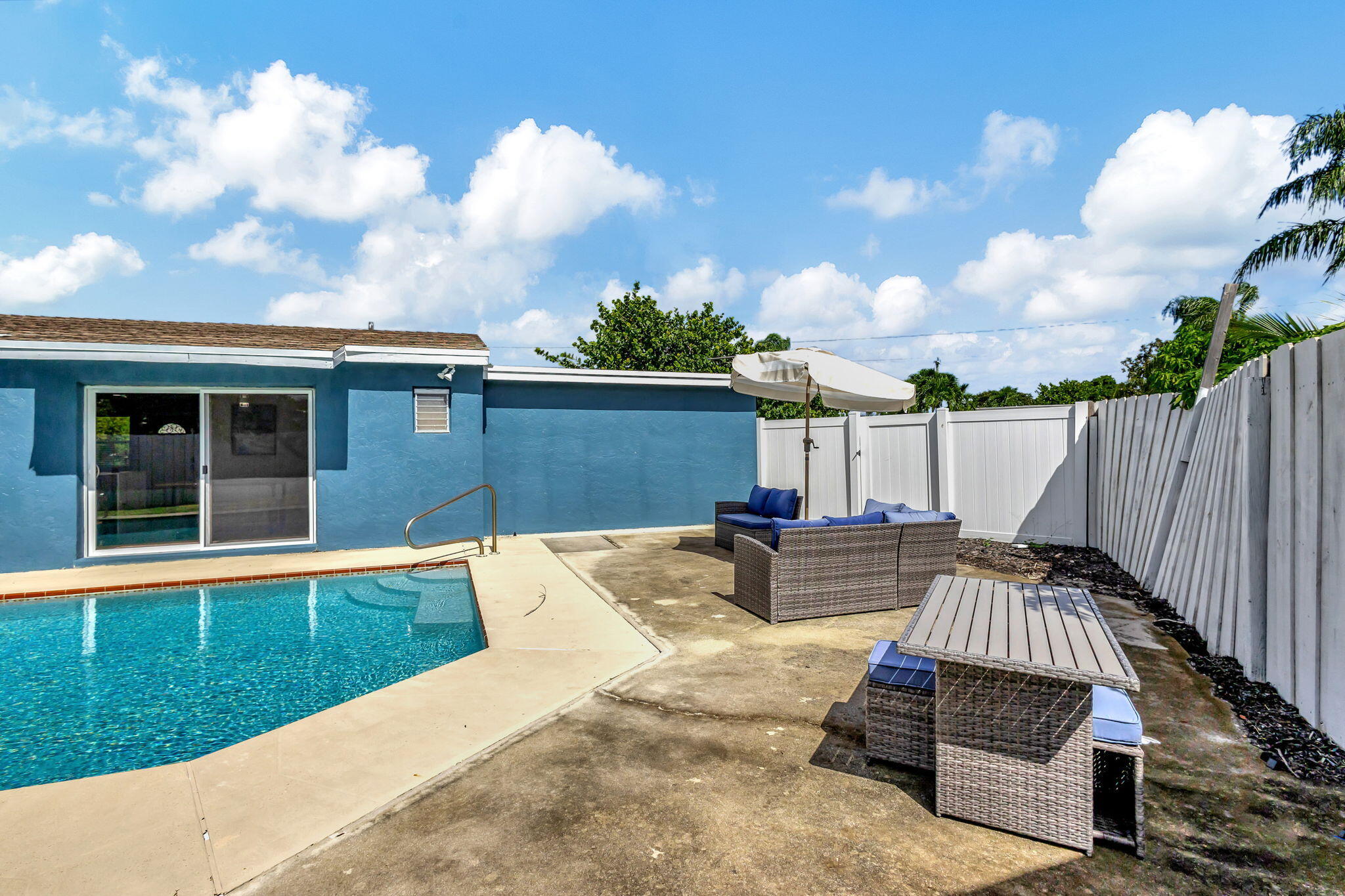 PALM BEACH SQUARE UNIT 2 - Residential