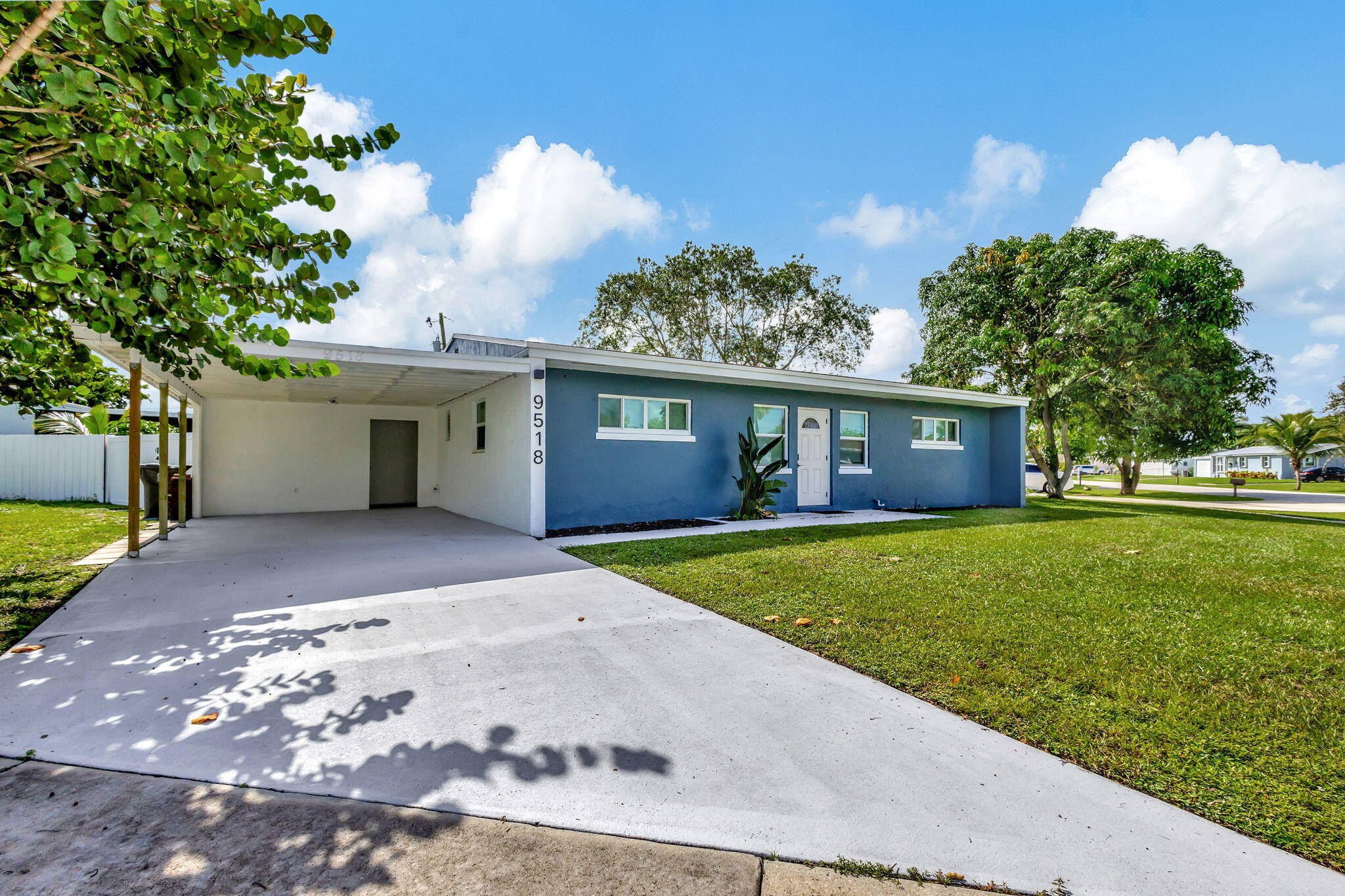 PALM BEACH SQUARE UNIT 2 - Residential