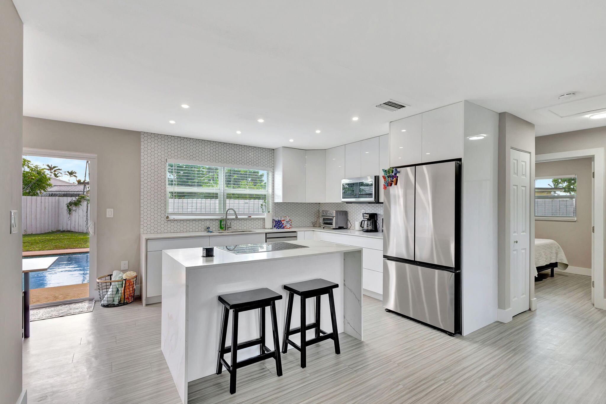 PALM BEACH SQUARE UNIT 2 - Residential