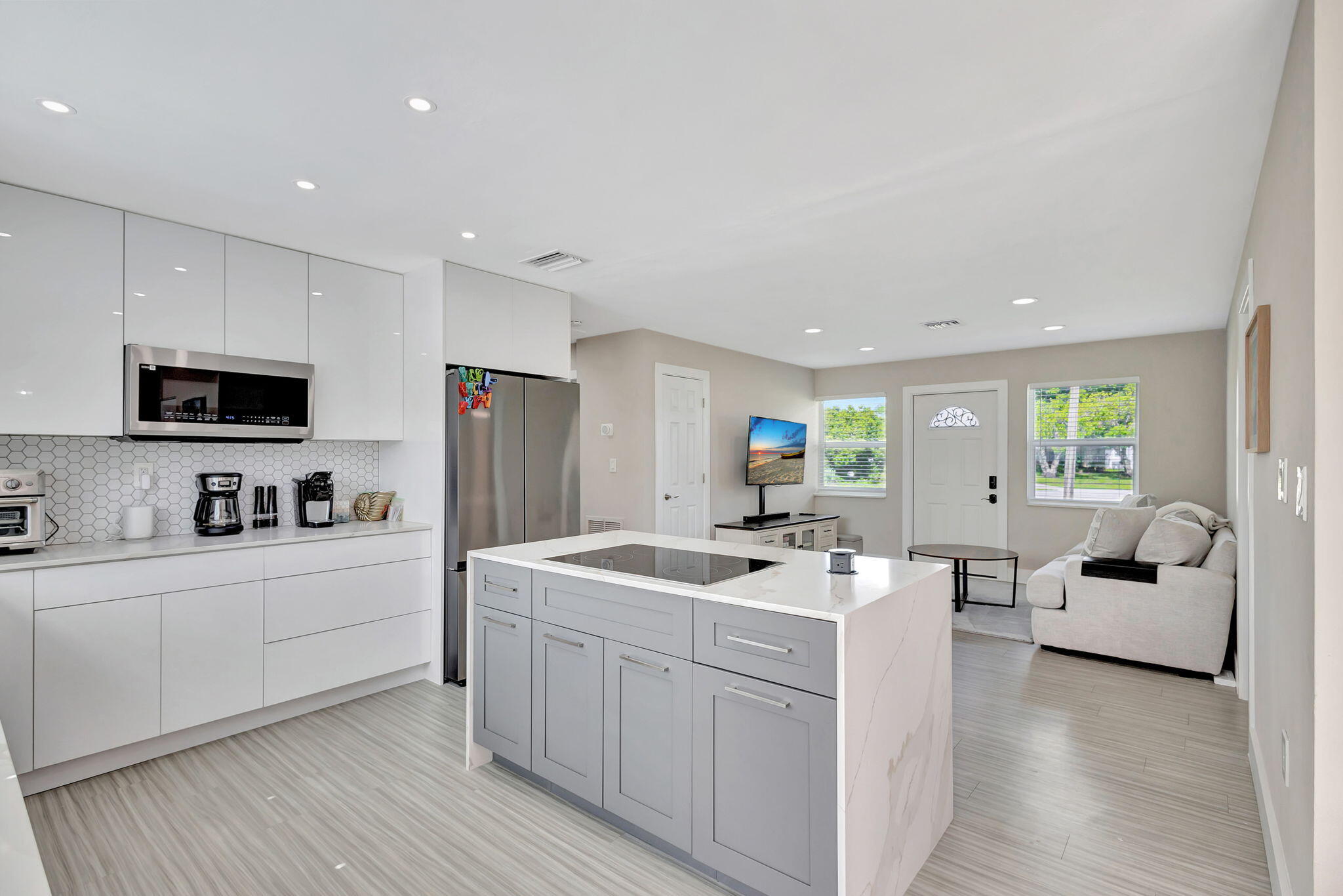 PALM BEACH SQUARE UNIT 2 - Residential