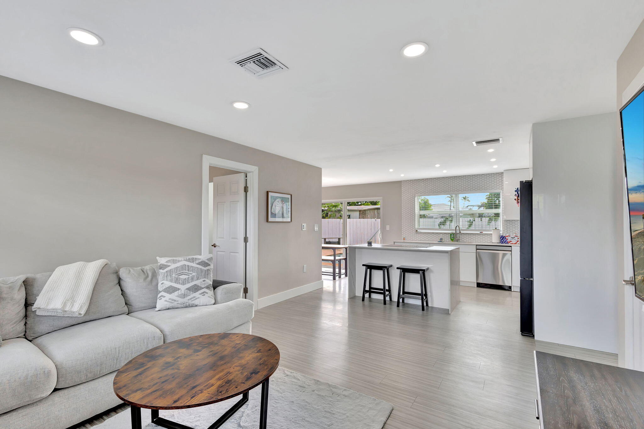 PALM BEACH SQUARE UNIT 2 - Residential