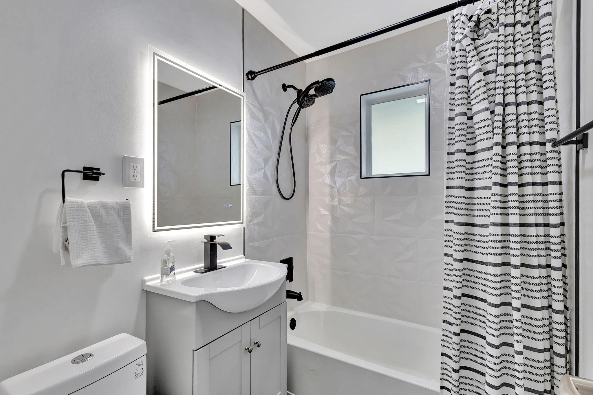 PALM BEACH SQUARE UNIT 2 - Residential