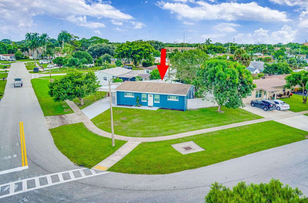 Photo of 9518 Keating Drive, Palm Beach Gardens, FL 33410 (MLS # R11157806)