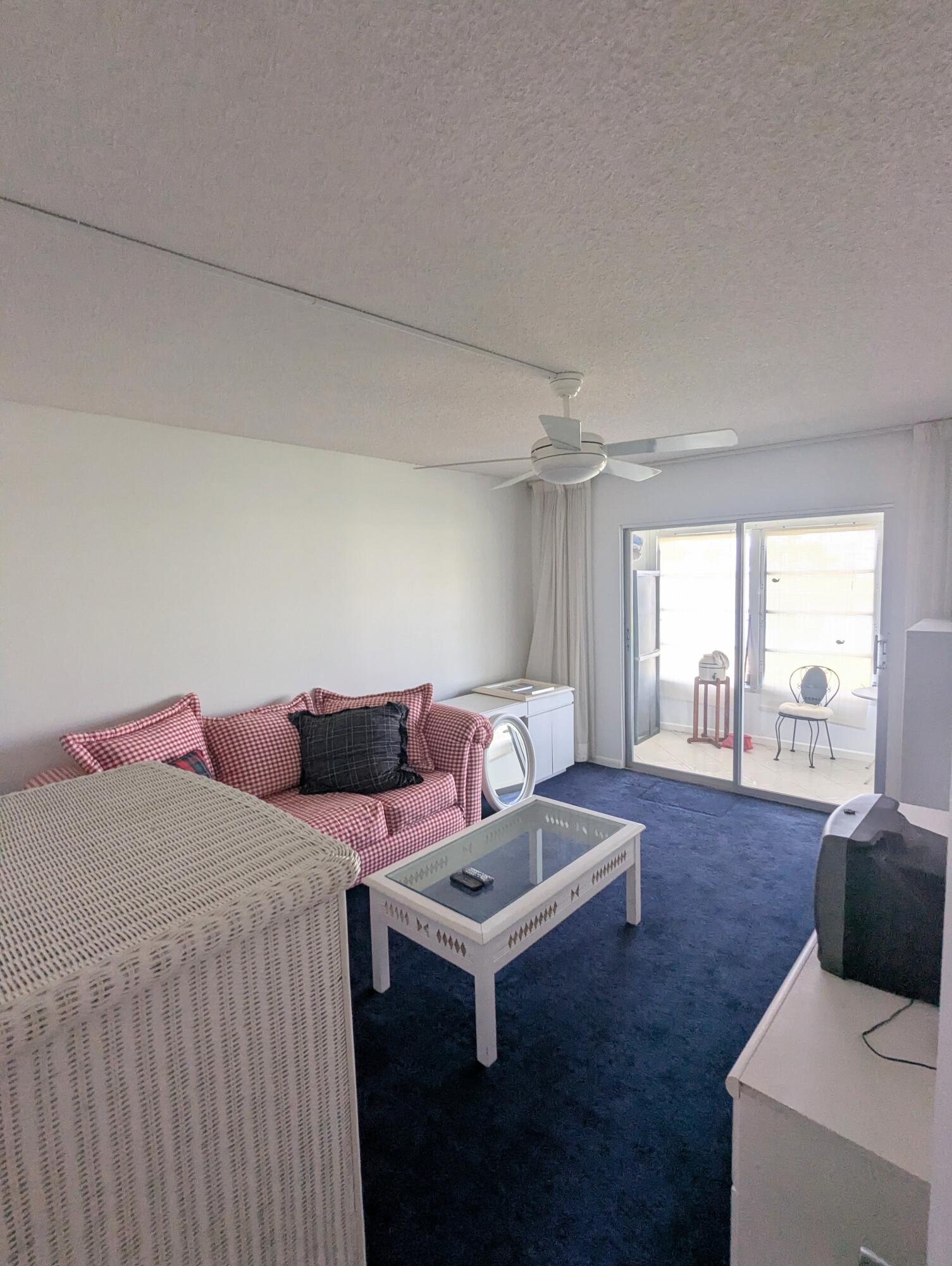 WELLINGTON CONDOS - Residential