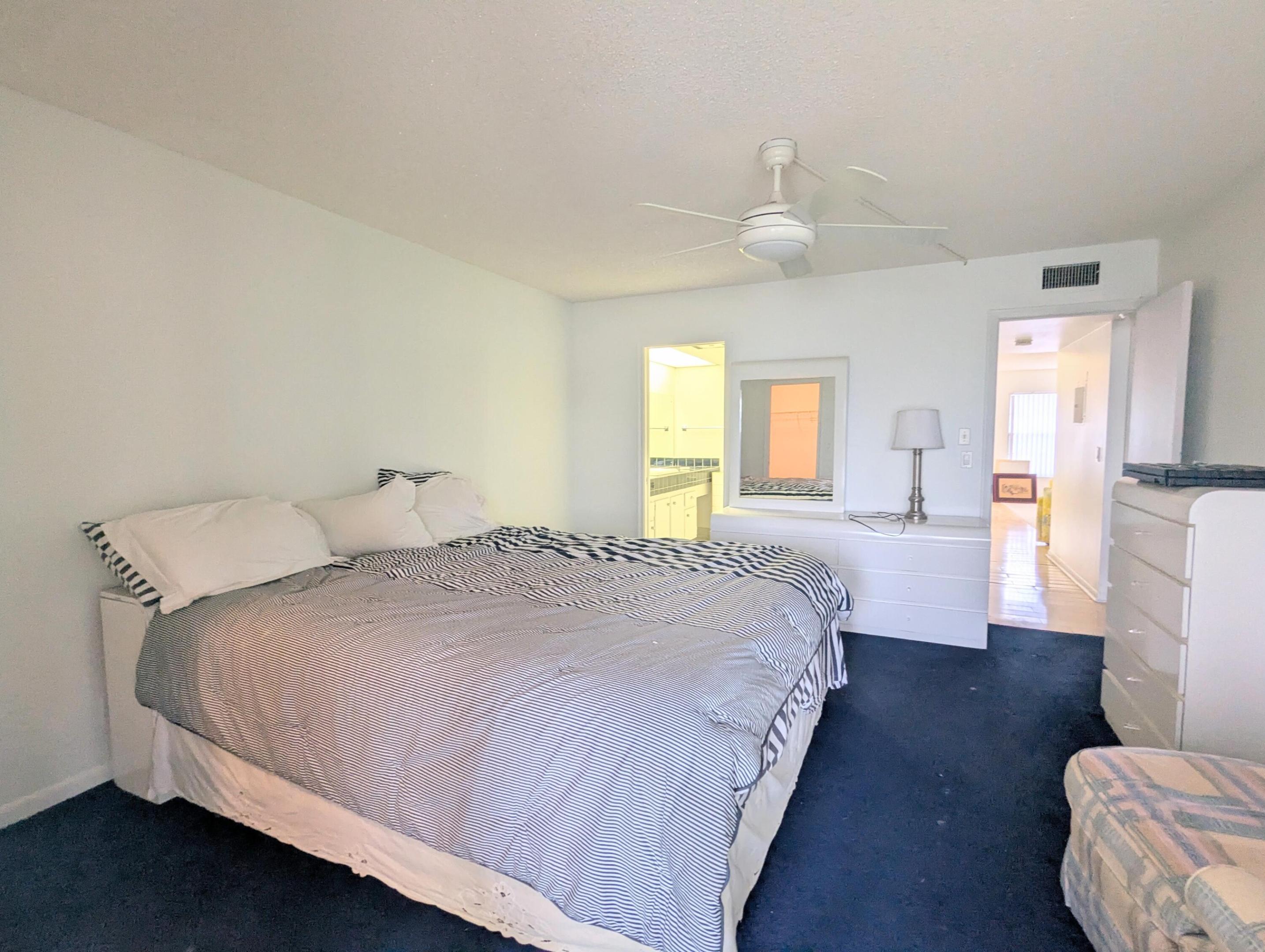 WELLINGTON CONDOS - Residential