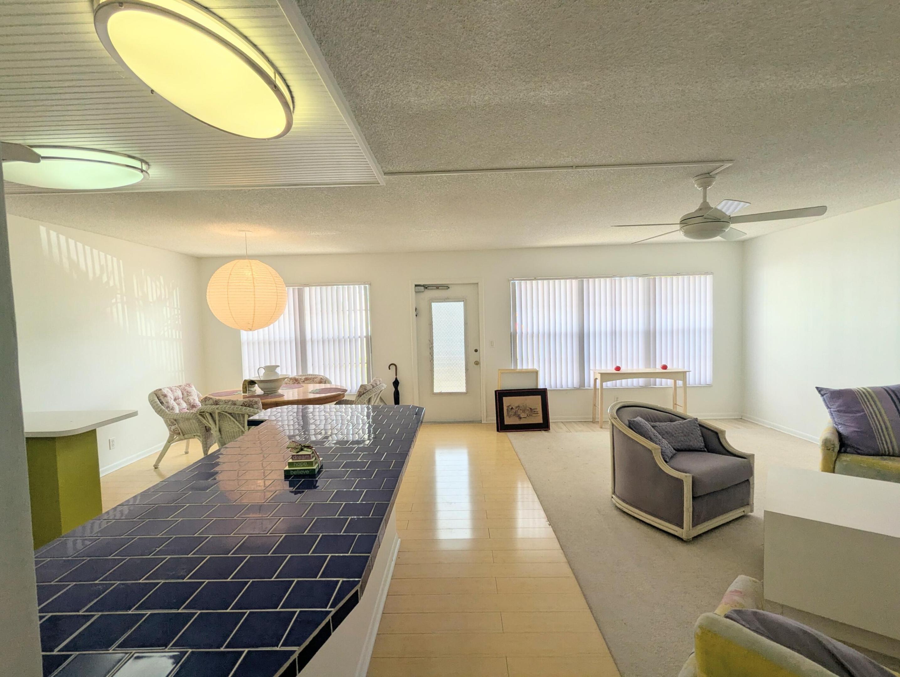 WELLINGTON CONDOS - Residential