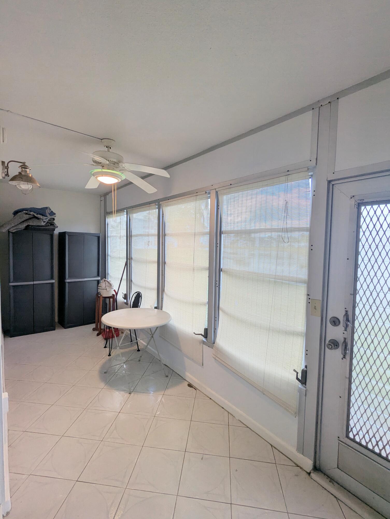 WELLINGTON CONDOS - Residential