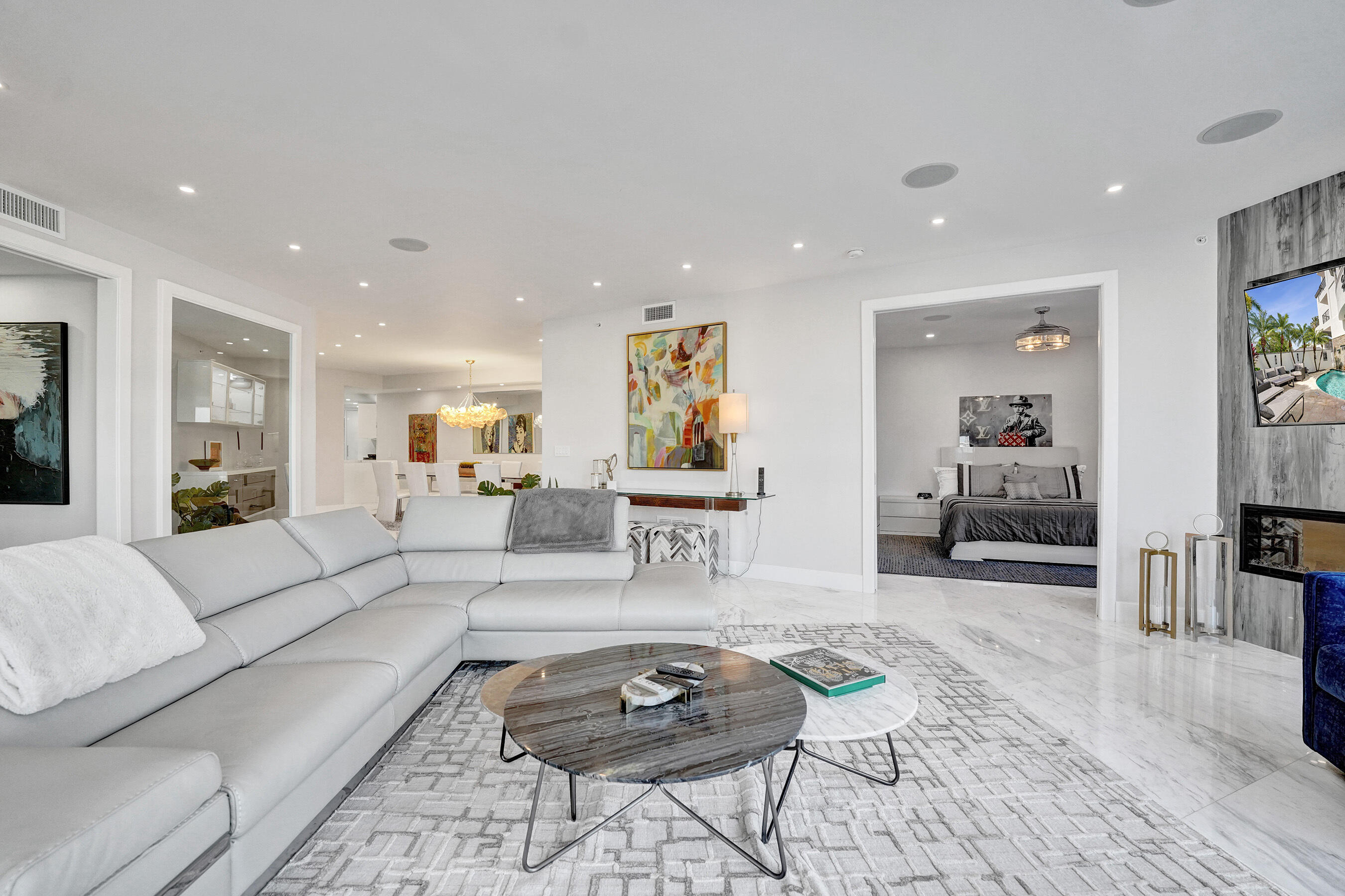 LA CASCADE CONDO - Residential