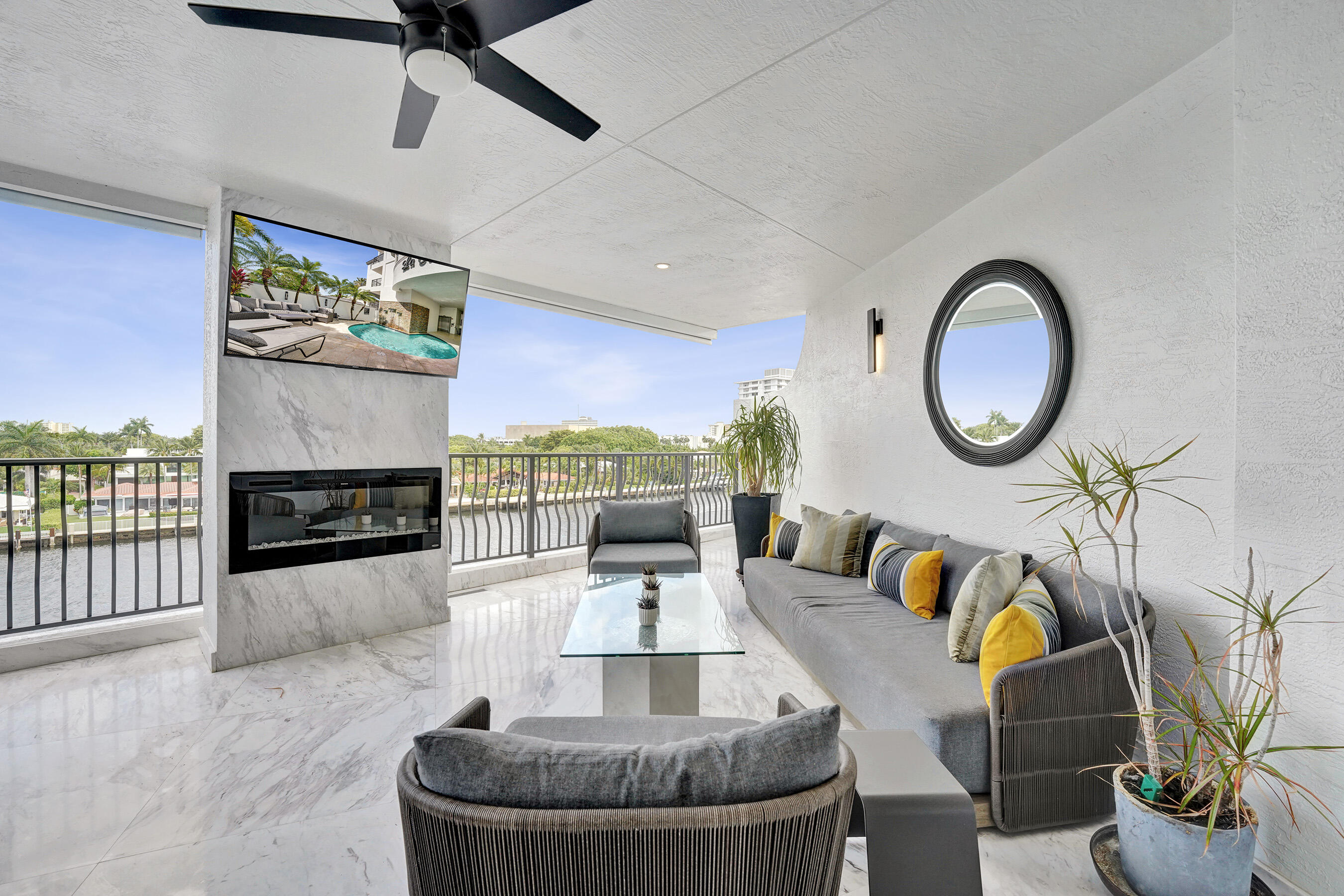 LA CASCADE CONDO - Residential