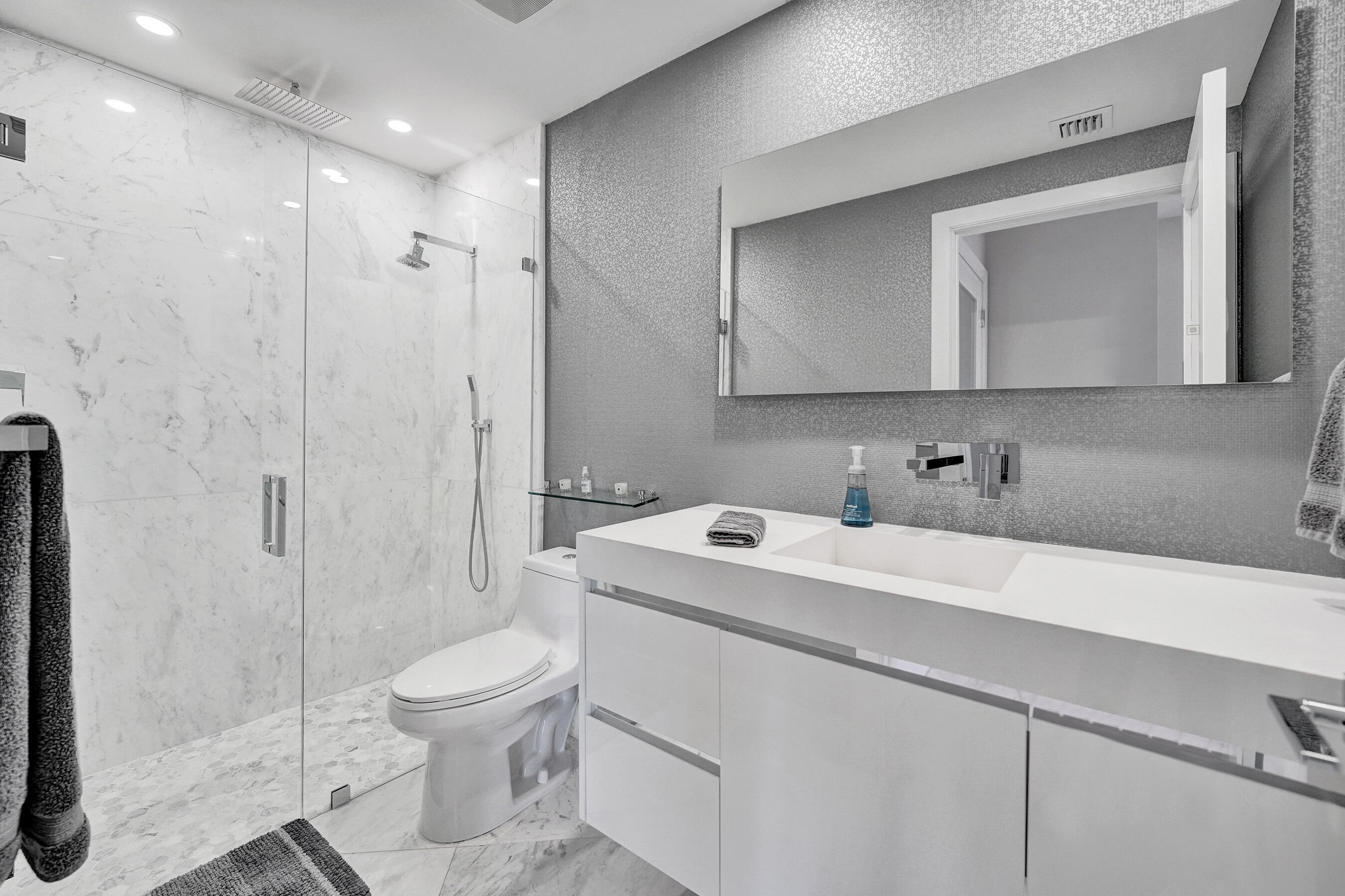 LA CASCADE CONDO - Residential