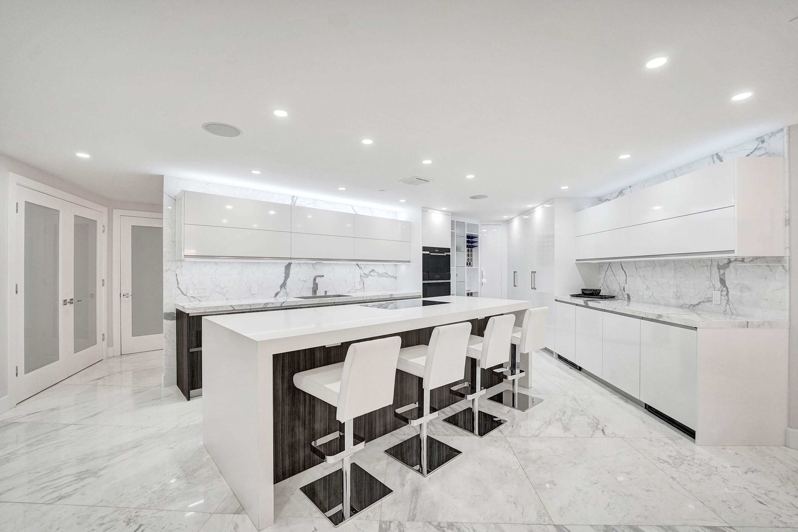 LA CASCADE CONDO - Residential