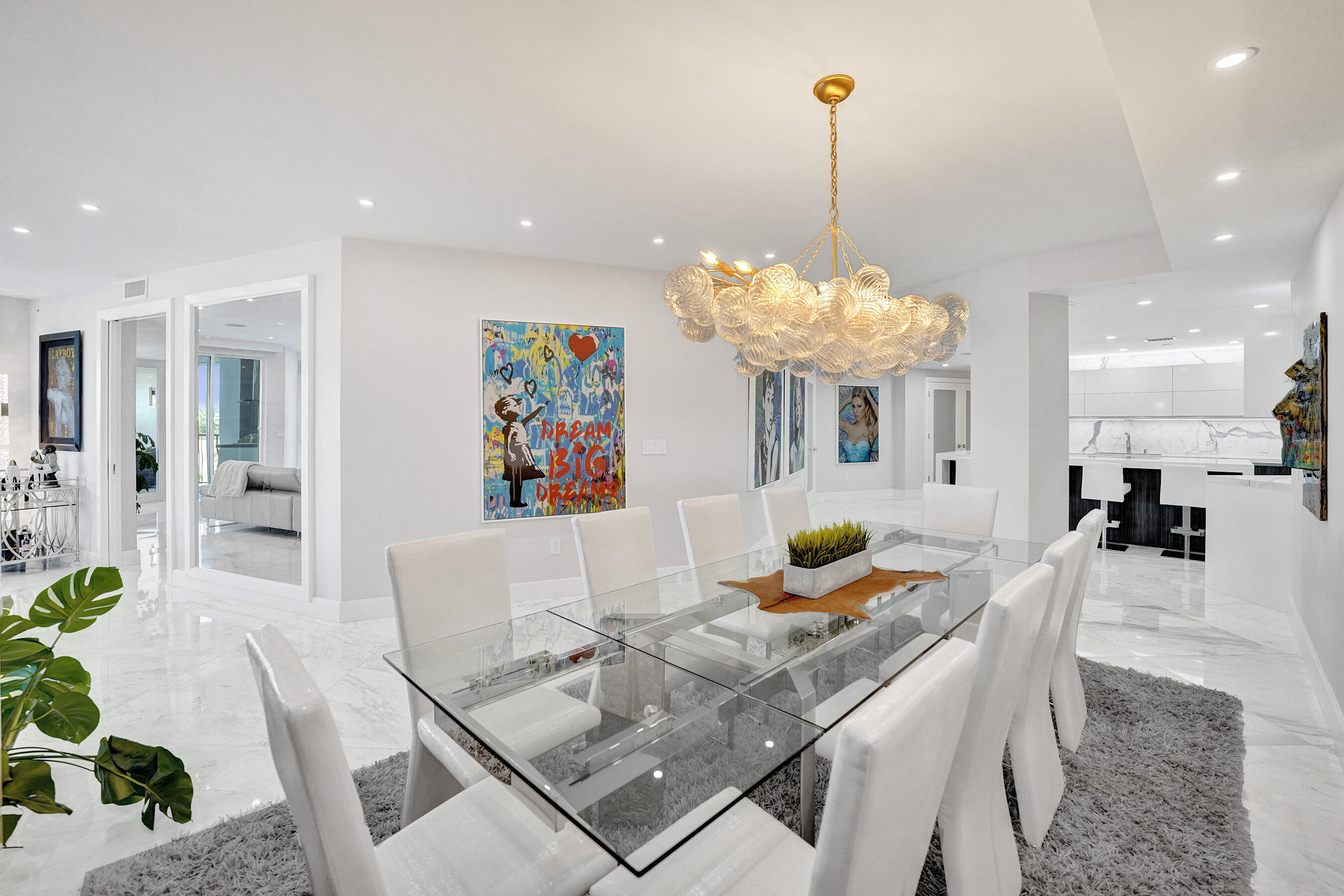 LA CASCADE CONDO - Residential