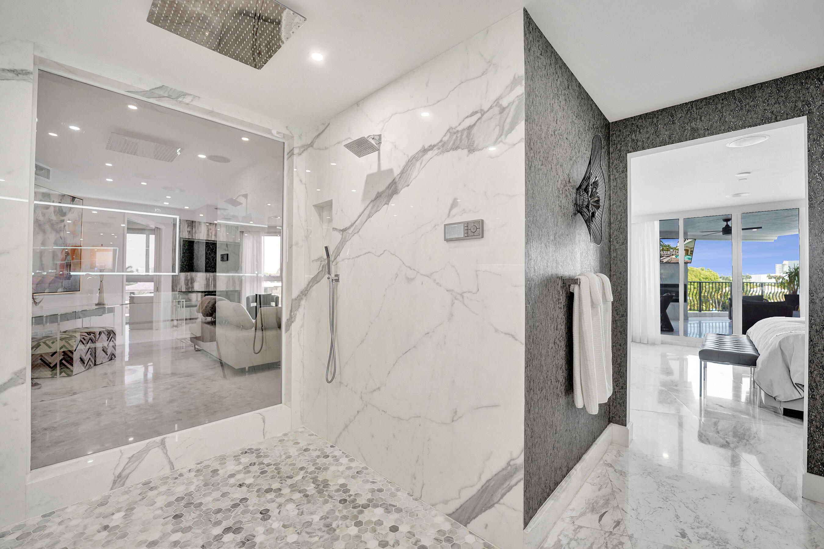 LA CASCADE CONDO - Residential