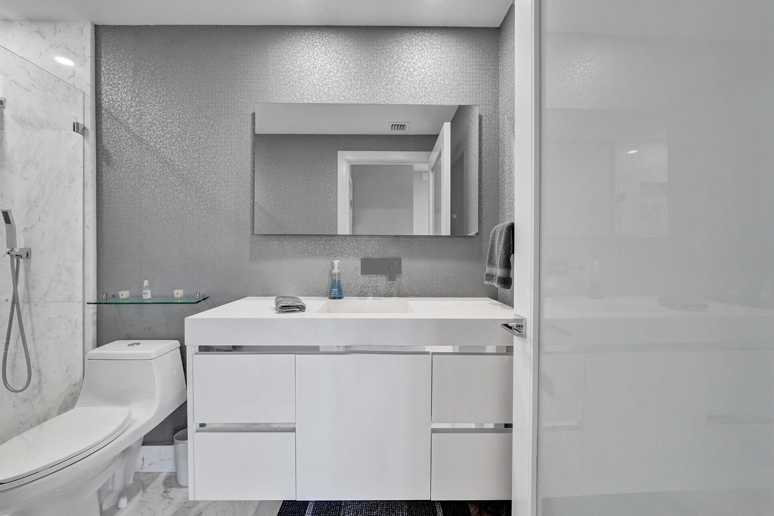 LA CASCADE CONDO - Residential